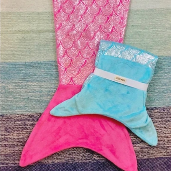 Other - Kids Blue sparkle Mermaid Tail Blanket